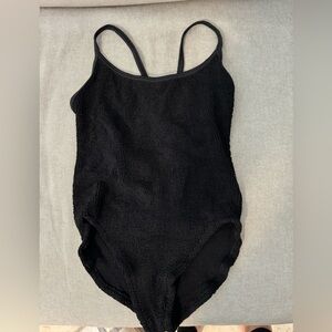 Hunza G One Piece Cross Back with Bow, OS black